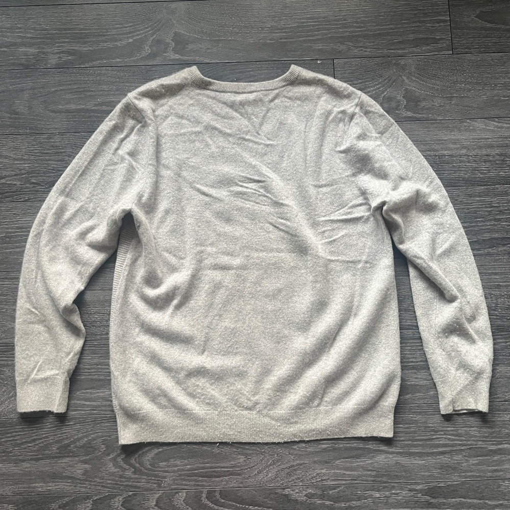 Men’s 2-ply 100% cashmere grey crewneck sweater - Picture 5 of 5